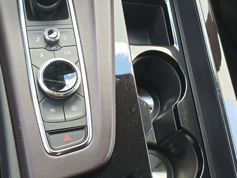 Used 2022 Cadillac Escalade Sport Platinum image 31