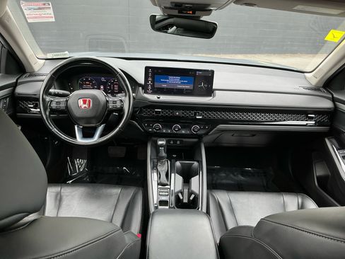 Used 2023 Honda Accord Touring image 17