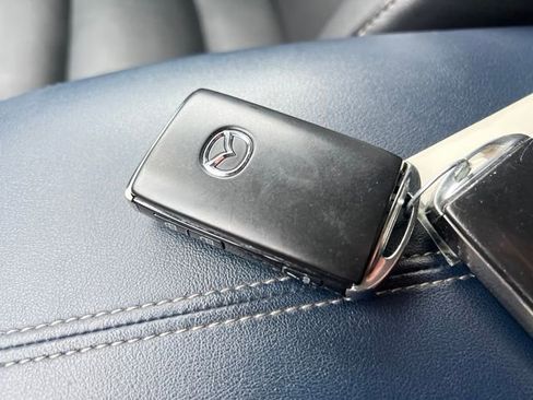 Used 2020 MAZDA CX-30 FWD w/ Preferred Package image 32