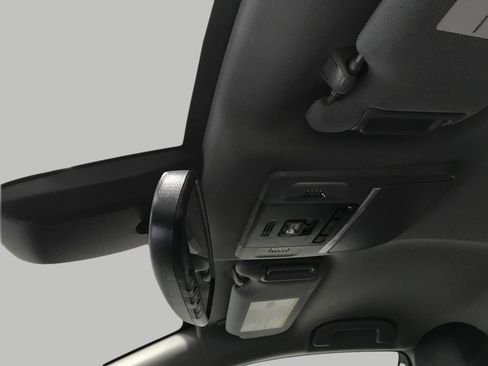 Used 2024 Toyota Camry XLE image 23