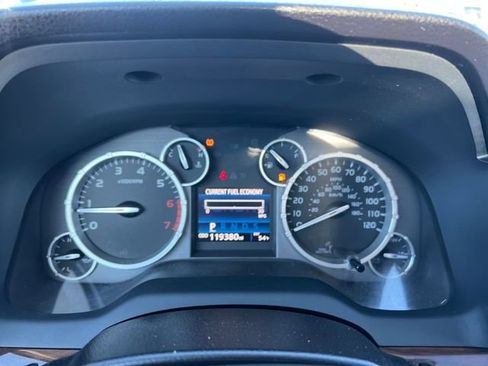 Used 2016 Toyota Tundra Limited image 25