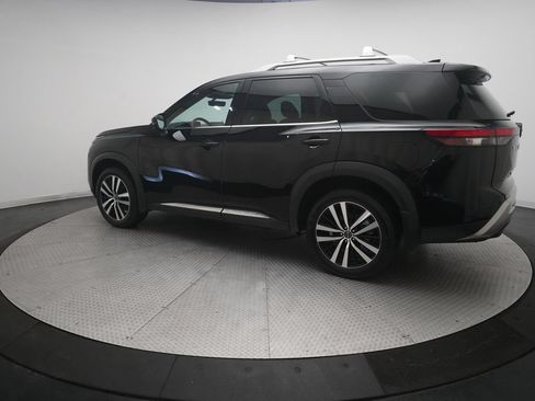 Used 2025 Nissan Pathfinder Platinum AWD/4WD image 34