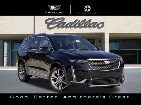 Used 2024 Cadillac XT6 Premium Luxury AWD/4WD image 2
