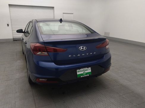 Used 2019 Hyundai Elantra SEL image 6