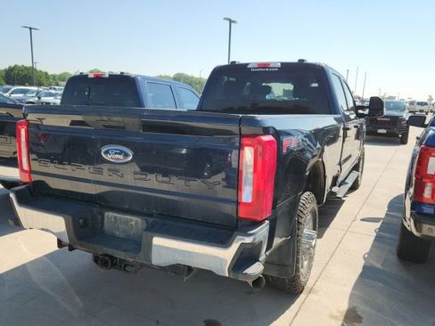 Used 2023 Ford F350 XLT AWD/4WD image 2