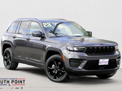 Used 2023 Jeep Grand Cherokee Altitude