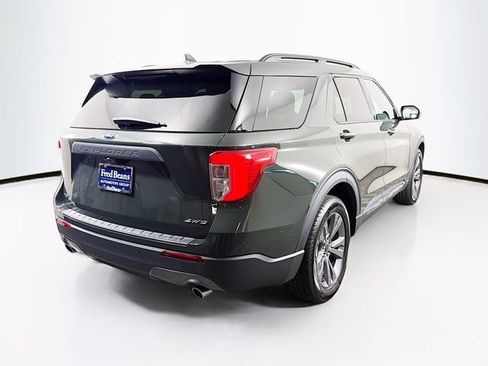 Used 2023 Ford Explorer XLT w/ Equipment Group 202A AWD/4WD image 9