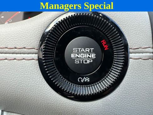 Used 2025 Jeep Compass Limited AWD/4WD image 17