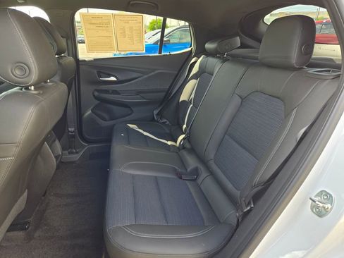 Used 2024 Buick Envista Preferred w/ Convenience I Package FWD image 29