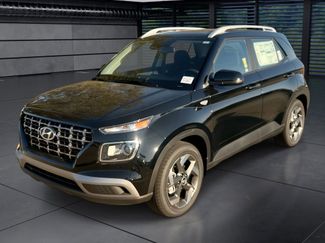 Used 2026 Hyundai Venue SEL video 1