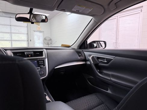 Used 2017 Nissan Altima 2.5 S w/ Power Driver Seat Package FWD image 27