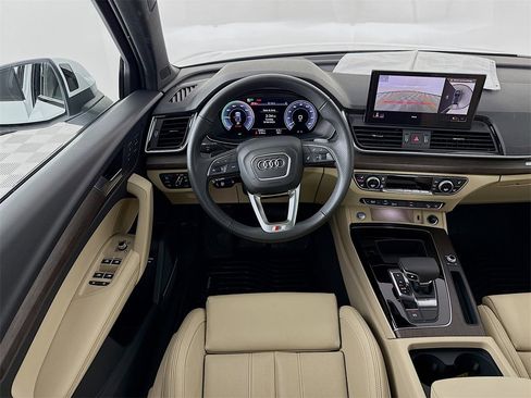Used 2024 Audi Q5 e Premium Plus image 24