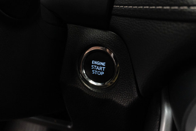 Used 2023 Toyota RAV4 Limited AWD/4WD image 25