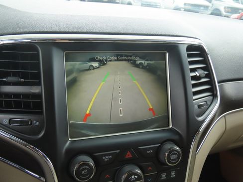 Used 2014 Jeep Grand Cherokee Limited w/ Trailer Tow Group IV RWD image 31