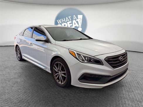 Used 2017 Hyundai Sonata Sport 2.0T w/ Cargo Package image 1