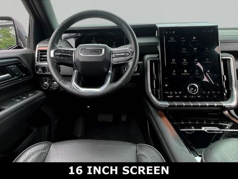 Used 2025 GMC Yukon XL Denali AWD/4WD image 3