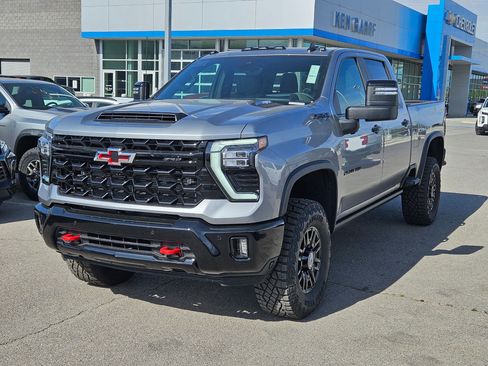 New 2026 Chevrolet Silverado 2500 ZR2 w/ LPO, Dark Essentials Package AWD/4WD image 9