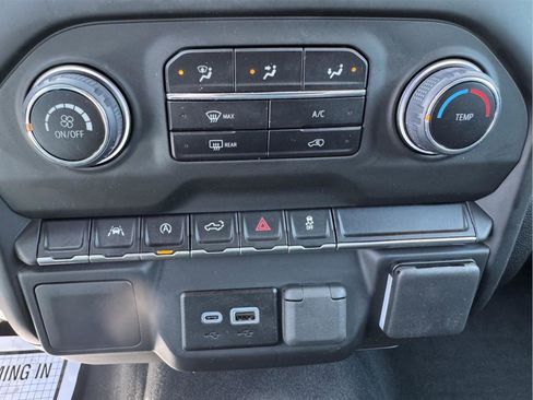 Used 2025 Chevrolet Silverado 1500 Custom w/ Turbomax Blackout Package AWD/4WD image 24