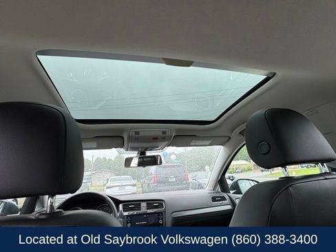 Used 2018 Volkswagen Golf SE FWD image 19