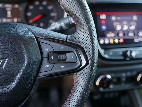 Used 2021 Chevrolet TrailBlazer RS w/ Convenience Package image 13