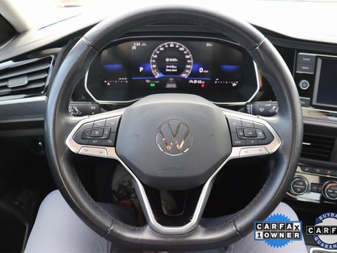 Used 2024 Volkswagen Jetta SE image 26