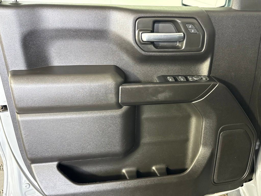 Certified 2024 Chevrolet Silverado 1500 Custom w/ Turbomax Blackout Package AWD/4WD image 31