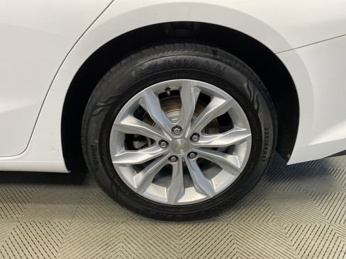 Used 2019 Chevrolet Malibu LT image 30