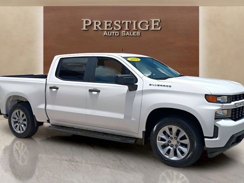 Used 2019 Chevrolet Silverado 1500 Custom w/ Custom Convenience Package RWD image 34