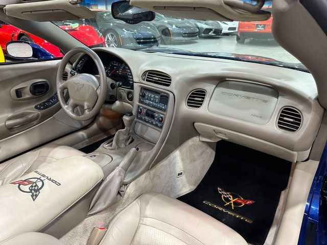 Used 2004 Chevrolet Corvette Convertible w/ Preferred Equipment Group RWD image 8