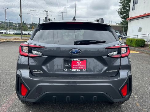 Used 2024 Subaru Crosstrek 2.0i Premium AWD/4WD image 6