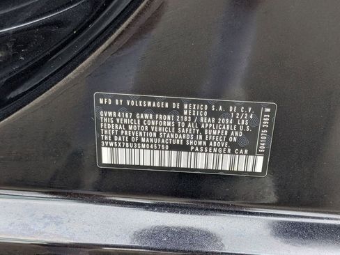 Used 2025 Volkswagen Jetta S image 28