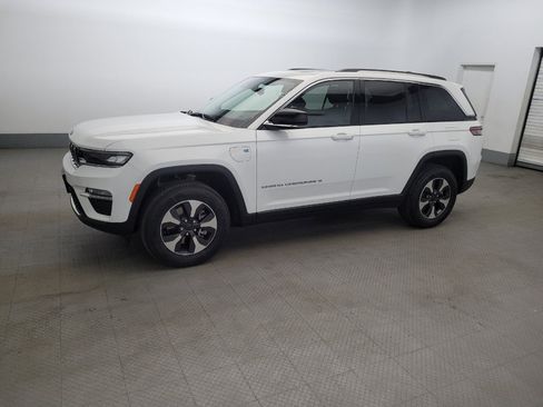 Used 2022 Jeep Grand Cherokee Limited 4xe AWD/4WD image 2