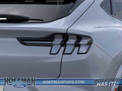 New 2025 Ford Mustang Mach-E Premium image 21