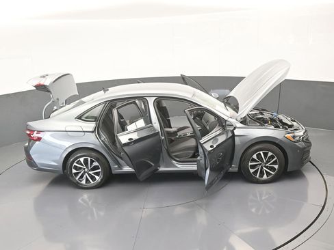 Used 2023 Volkswagen Jetta S image 68