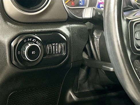 Used 2021 Jeep Wrangler Unlimited Sport image 8