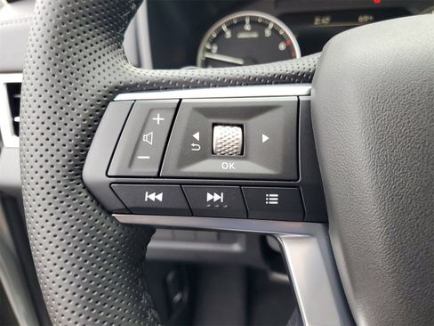 New 2026 Mitsubishi Outlander SE image 11