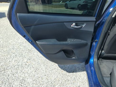 Used 2021 Kia Forte LXS FWD image 26