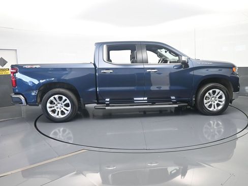 Used 2022 Chevrolet Silverado 1500 LTZ w/ Technology Package AWD/4WD image 7