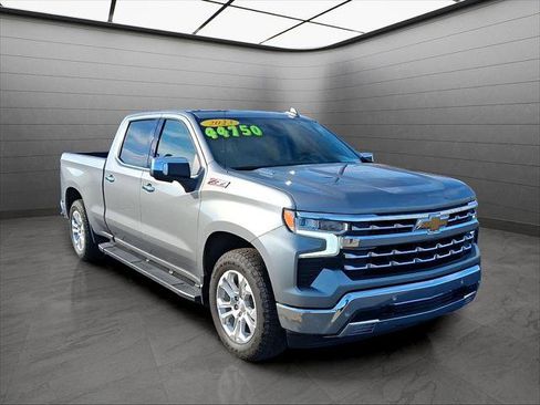 Used 2023 Chevrolet Silverado 1500 LTZ AWD/4WD image 7