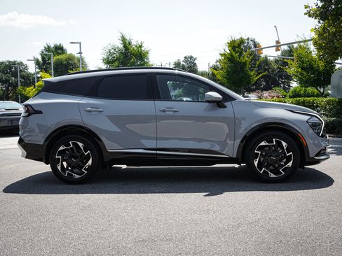Used 2025 Kia Sportage SX FWD image 11