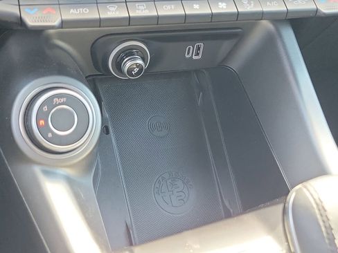 Used 2024 Alfa Romeo Tonale Ti w/ Active Assist Package image 31