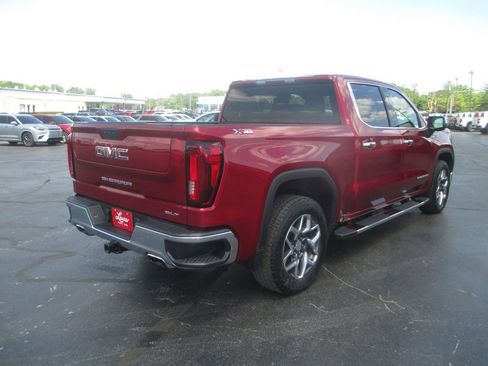 Used 2023 GMC Sierra 1500 SLT w/ SLT Premium Package AWD/4WD image 6