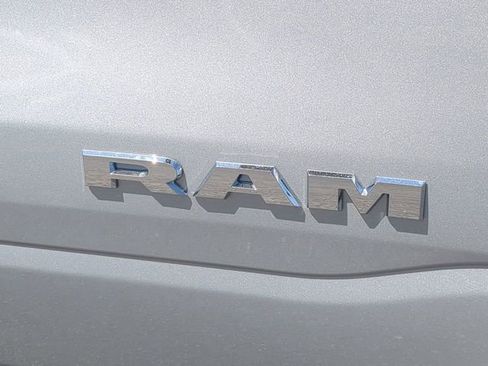 New 2026 RAM 1500 4x4 Crew Cab image 13