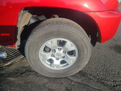 Used 2014 Toyota Tacoma 4x4 Access Cab image 7