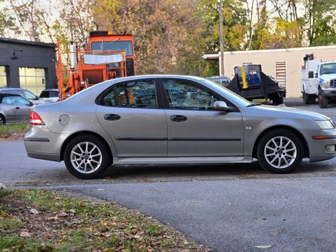Used 2003 Saab 9-3 Arc FWD image 5