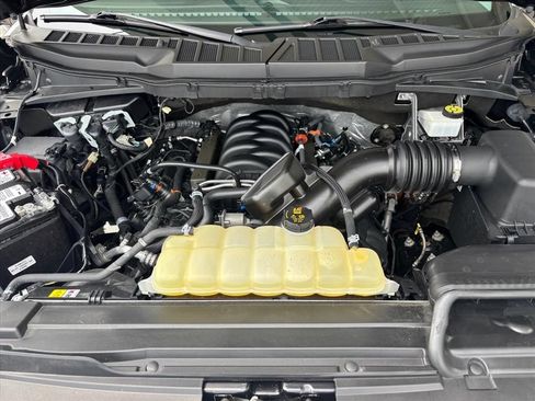 Used 2023 Ford F150 Lariat AWD/4WD image 29