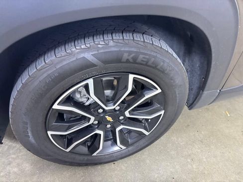 Used 2021 Chevrolet TrailBlazer ACTIV w/ Convenience Package FWD image 19