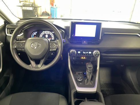 Certified 2024 Toyota RAV4 LE AWD/4WD image 17