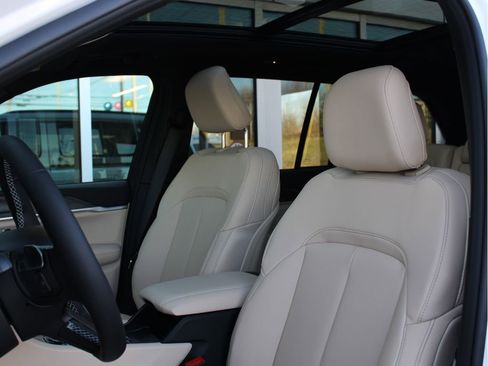 New 2026 Jeep Grand Cherokee Limited AWD/4WD image 10