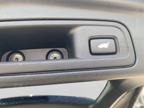 Used 2022 Honda Pilot Elite image 19
